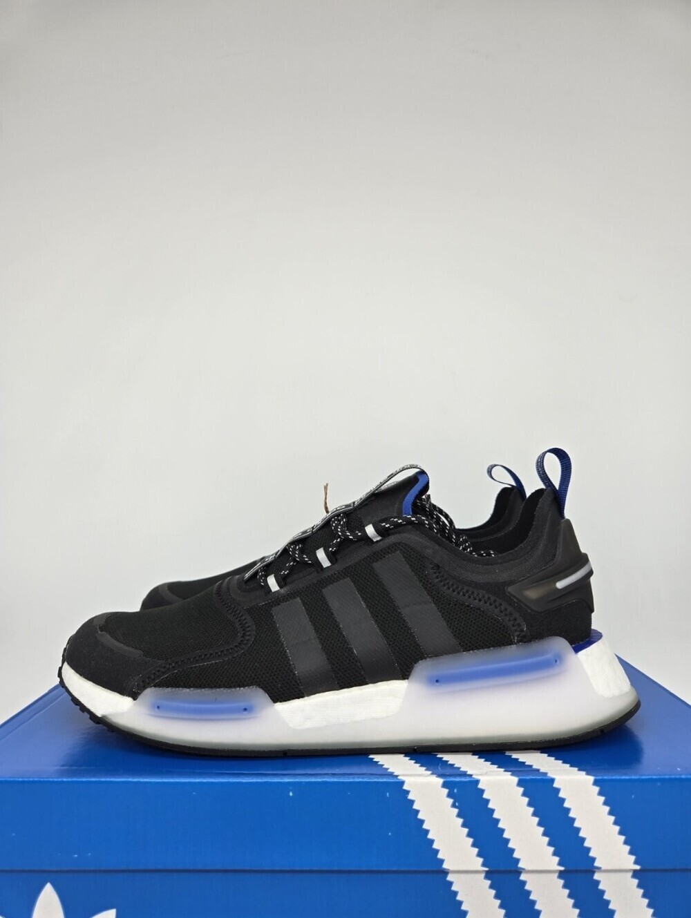 Adidas Men's NMD_V3 HQ9838 Black White Royal Blue Shoes Size 9.5